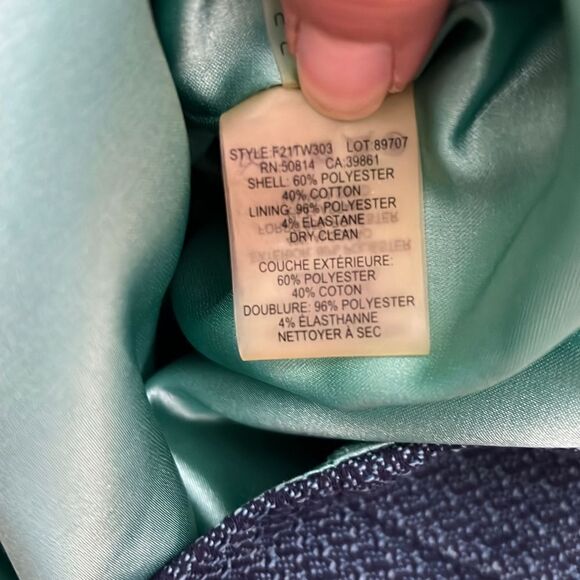 Tahari pencil business skirt size 8 - Picture 6 of 8